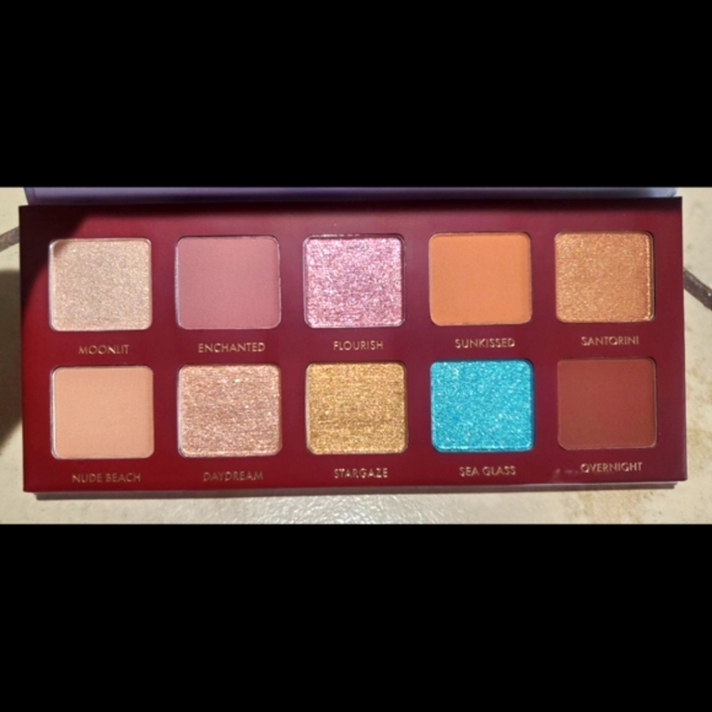 Brand New Wander Beauty Wanderess Escape Eye Shadow Palette